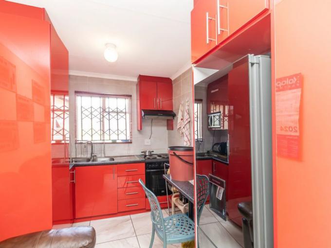 3 Bedroom House for Sale For Sale in Riverside View - MR672428