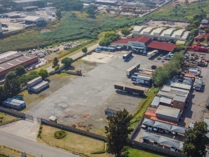 Commercial for Sale For Sale in Commercia - MR672439