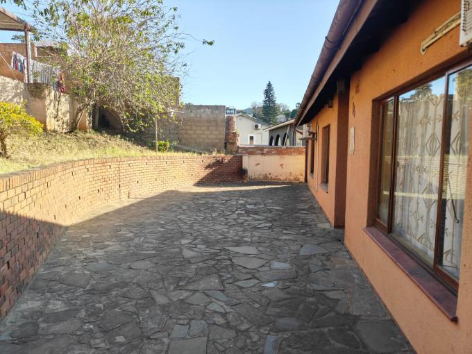 3 Bedroom House to Rent in Verulam  - Property to rent - MR672462