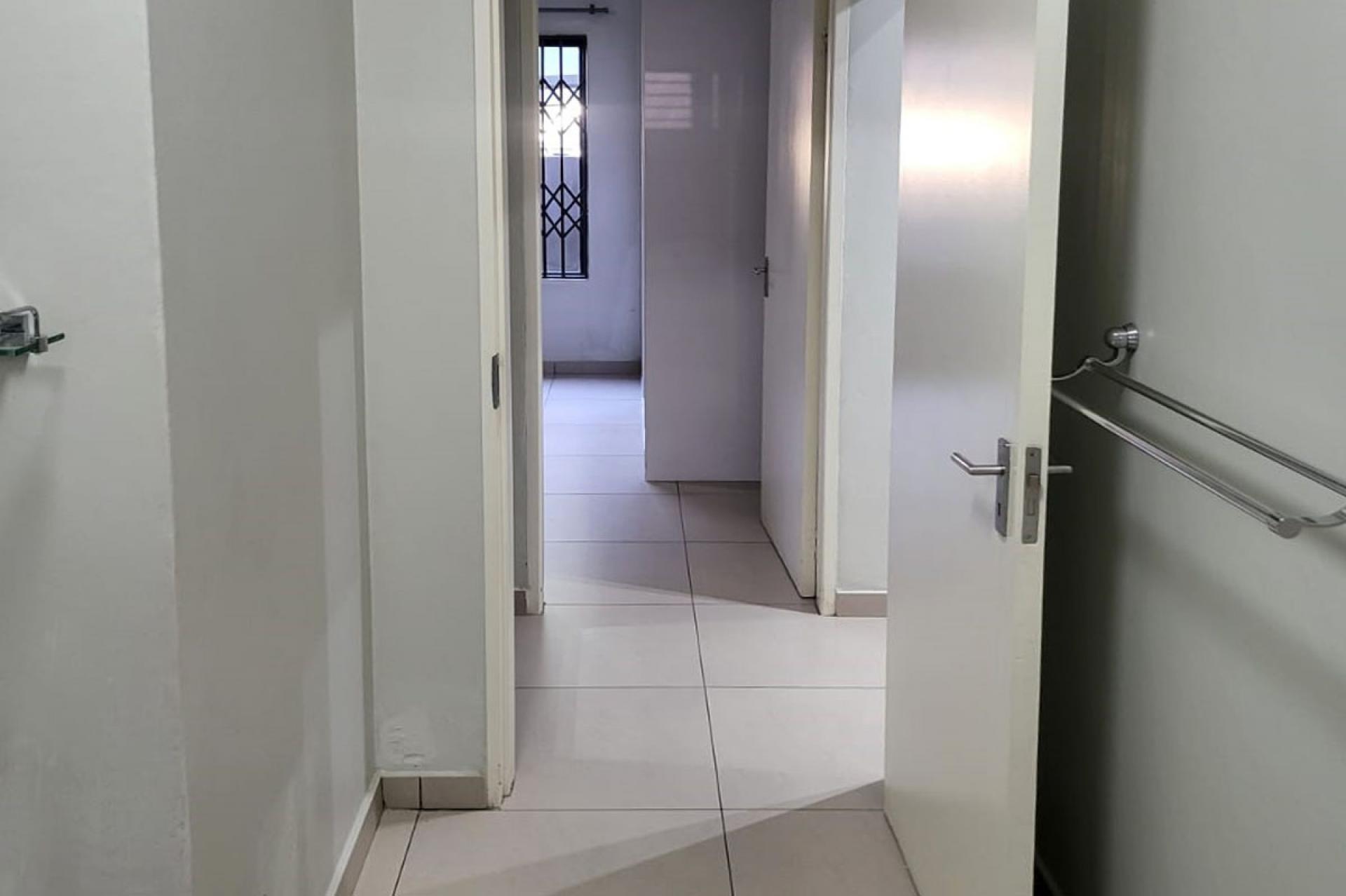 Bathroom 1 of property in North Riding A.H.