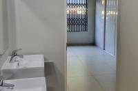 Main Bathroom of property in North Riding A.H.