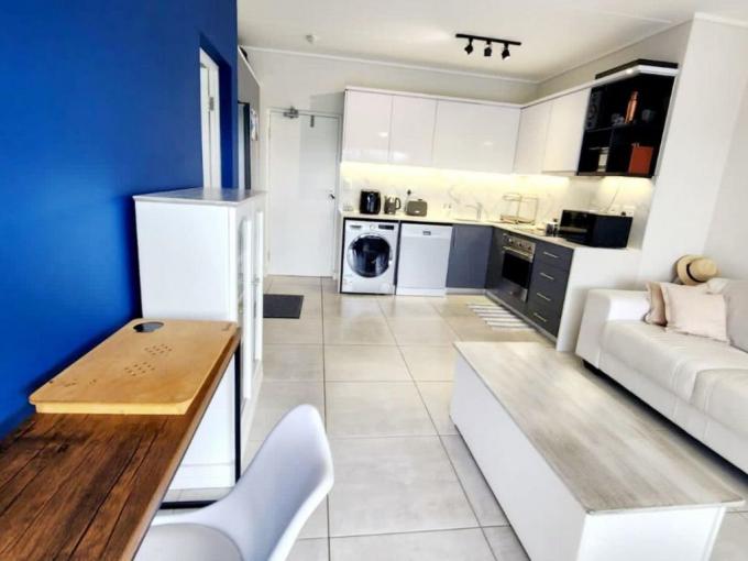 1 Bedroom Apartment for Sale For Sale in Umhlanga  - MR672487