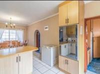  of property in Caversham Glen