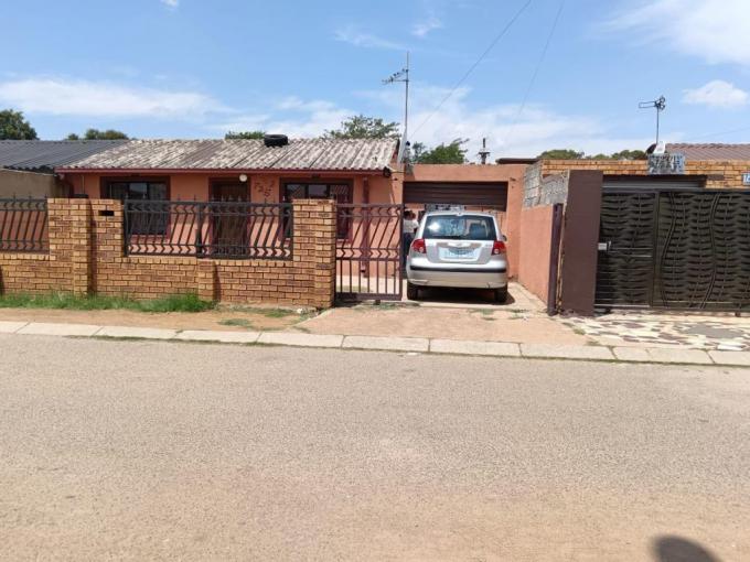 2 Bedroom House for Sale For Sale in Zola - MR672520