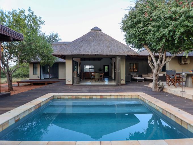 3 Bedroom House for Sale For Sale in Hoedspruit - MR672569