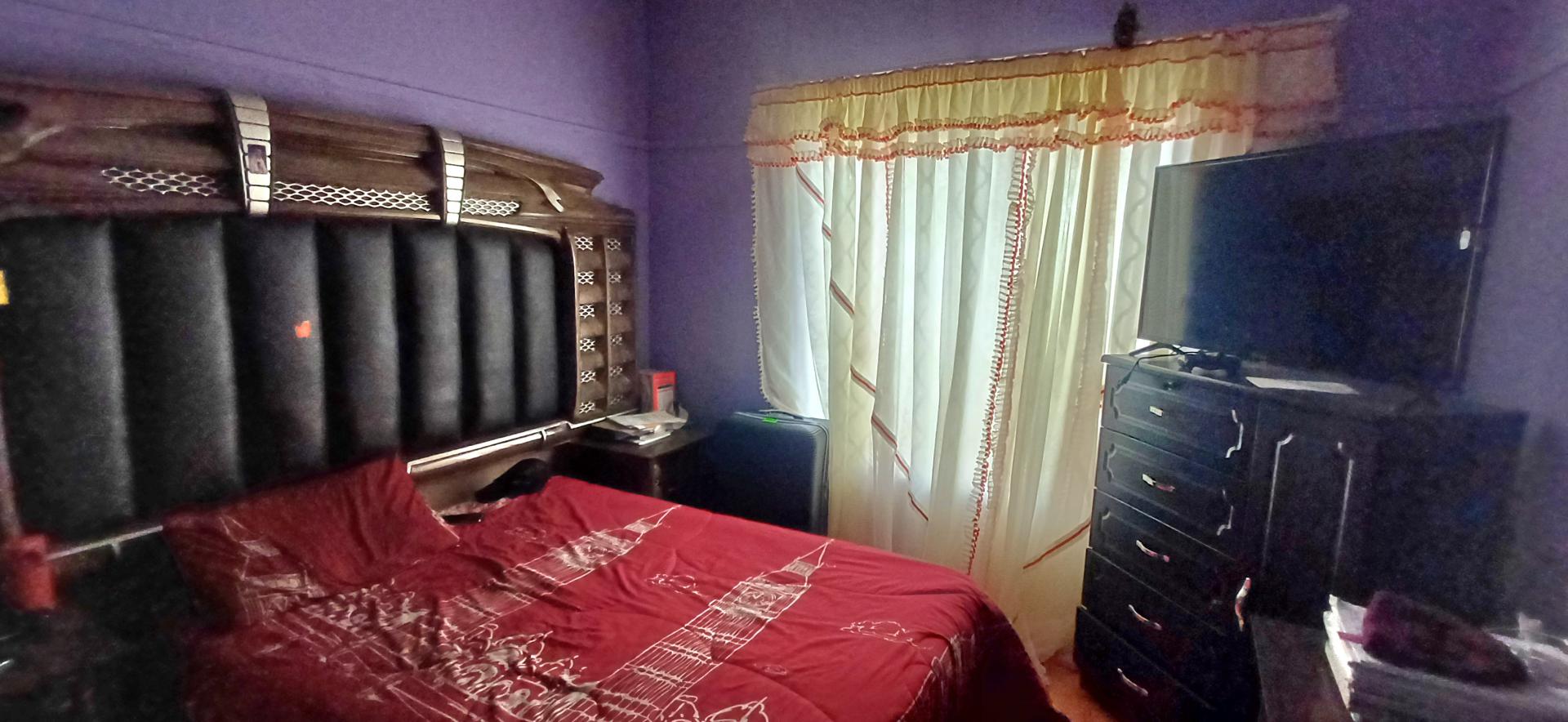 Bed Room 1 of property in Vrede