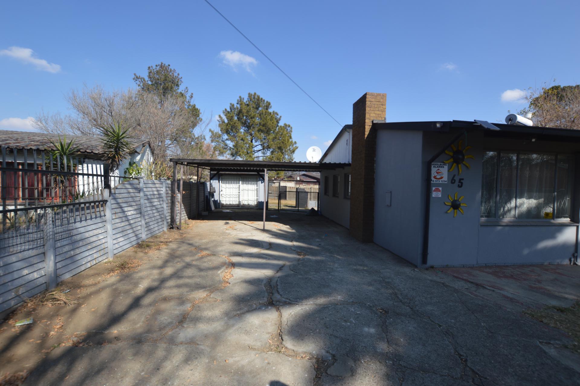 Front View of property in Sasolburg