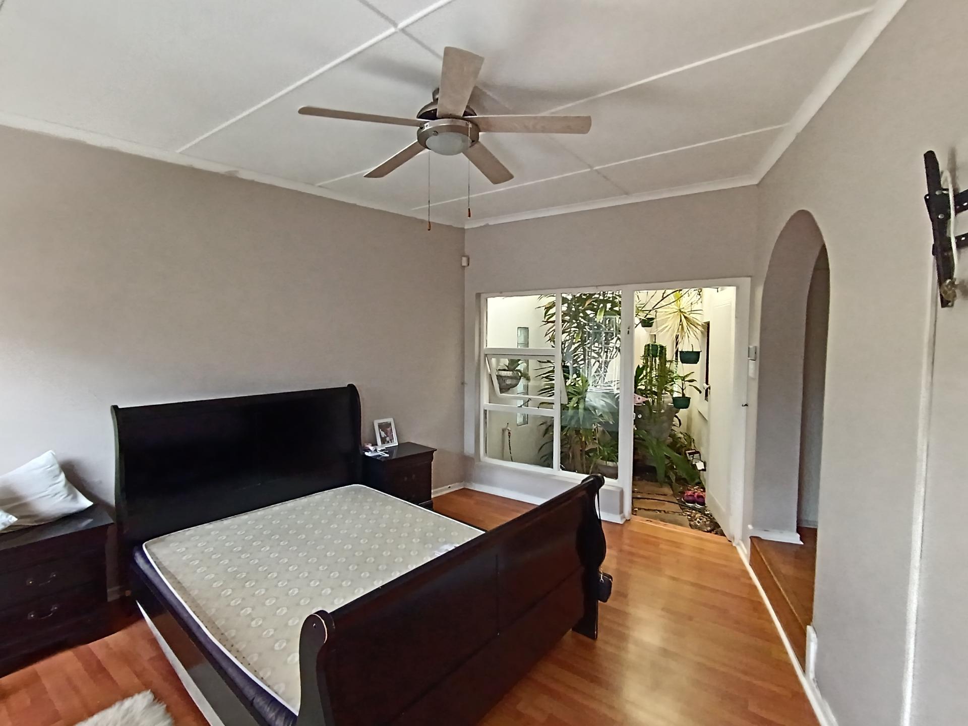 Bed Room 4 of property in Vincent Heights