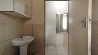 Bathroom 1 - 4 square meters of property in Rosslyn
