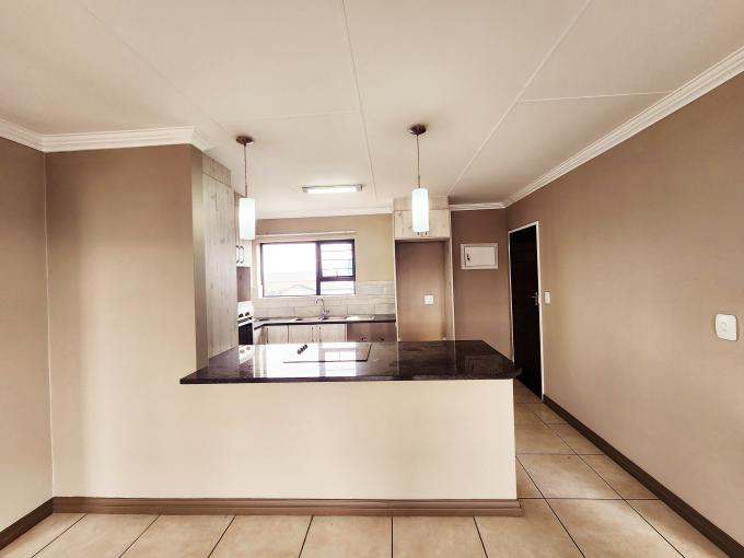 2 Bedroom Apartment for Sale For Sale in Amberfield - MR672632