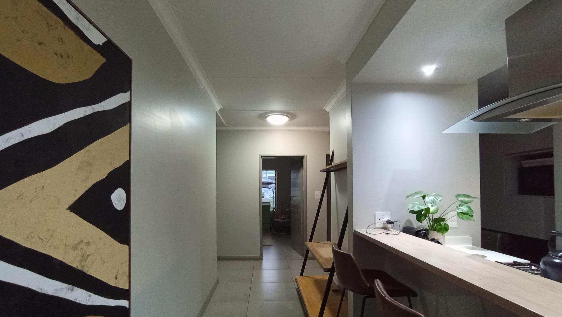 Spaces - 19 square meters of property in Carlswald