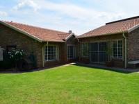 3 Bedroom 2 Bathroom Duet for Sale for sale in Lyttelton Manor