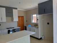  of property in Bendor