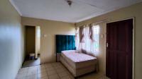 Bed Room 1 - 14 square meters of property in Modder East