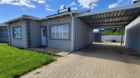 2 Bedroom 2 Bathroom Sec Title for Sale for sale in Gonubie