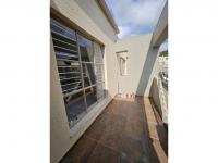  of property in Glenvista
