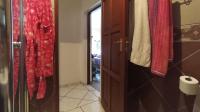 Bathroom 2 - 4 square meters of property in Montana