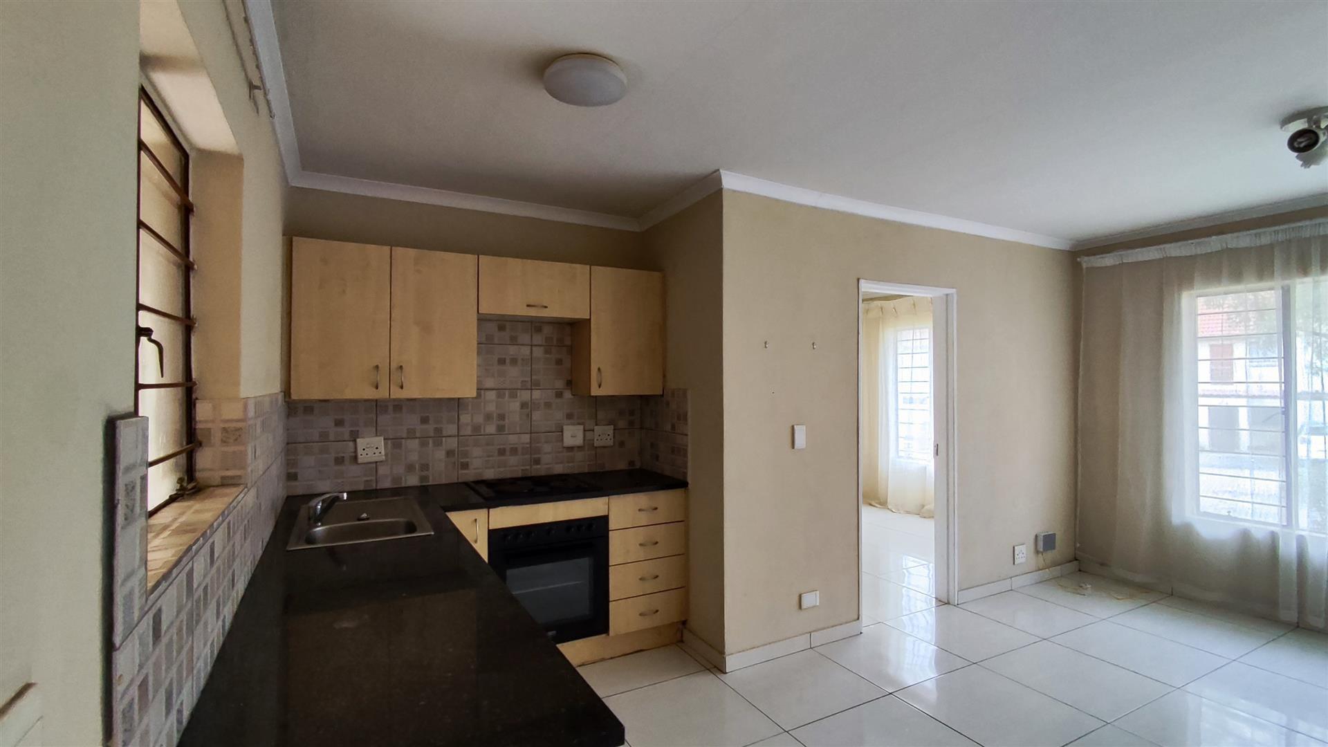 Kitchen - 11 square meters of property in Esther Park