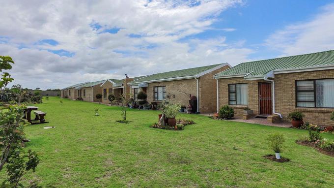 3 Bedroom House for Sale For Sale in Jeffrey's Bay - MR672800