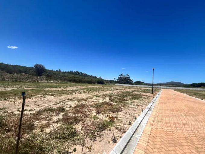 Land for Sale For Sale in Albertinia - MR672804