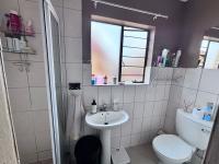 Bathroom 2 of property in Greenhills