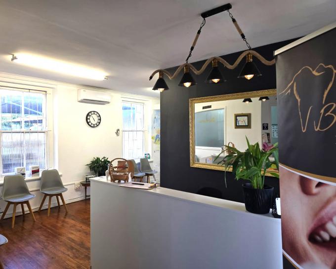 1 Bedroom Commercial to Rent in Paarl - Property to rent - MR672817