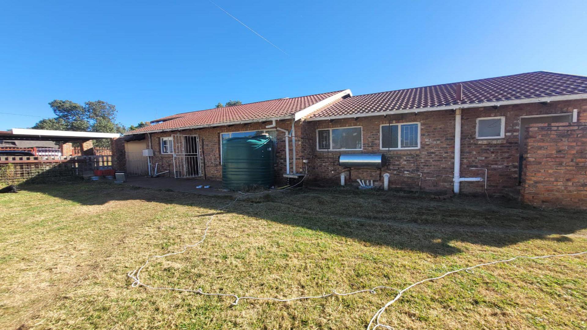 Backyard of property in Riebeeckstad