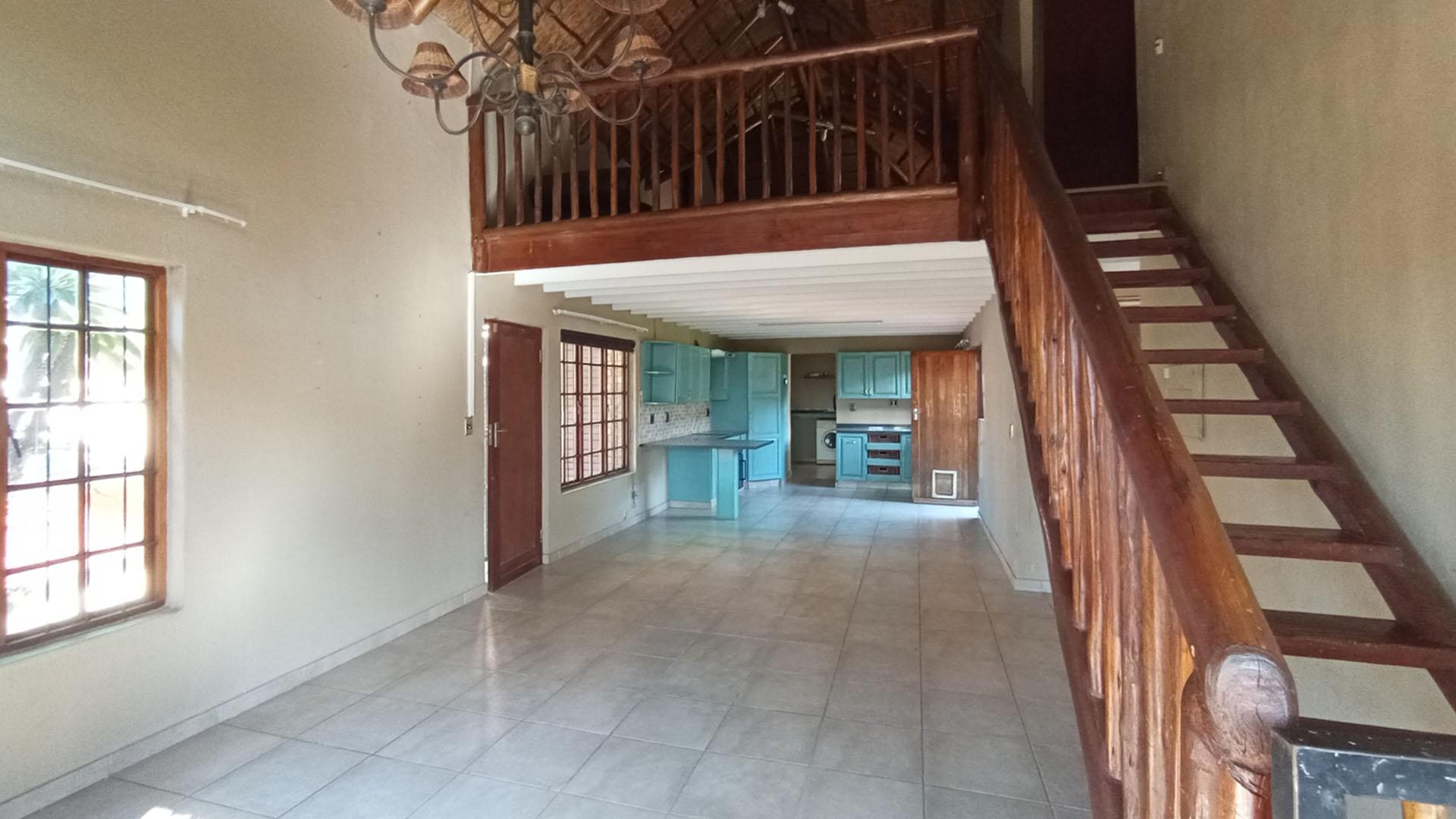Lounges - 55 square meters of property in Garsfontein