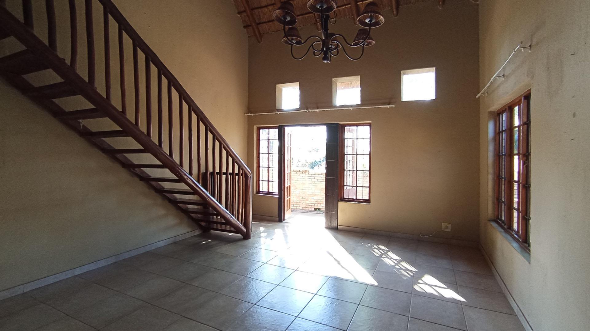 Lounges - 55 square meters of property in Garsfontein