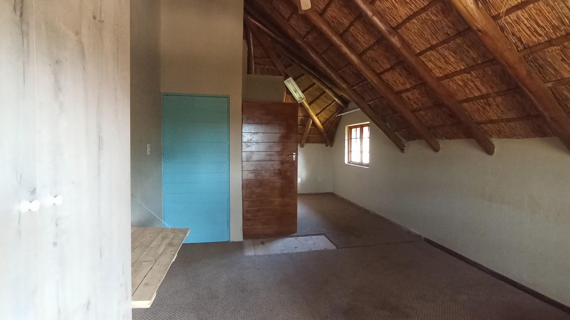 Bed Room 3 - 26 square meters of property in Garsfontein