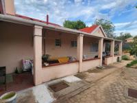  of property in Oudtshoorn