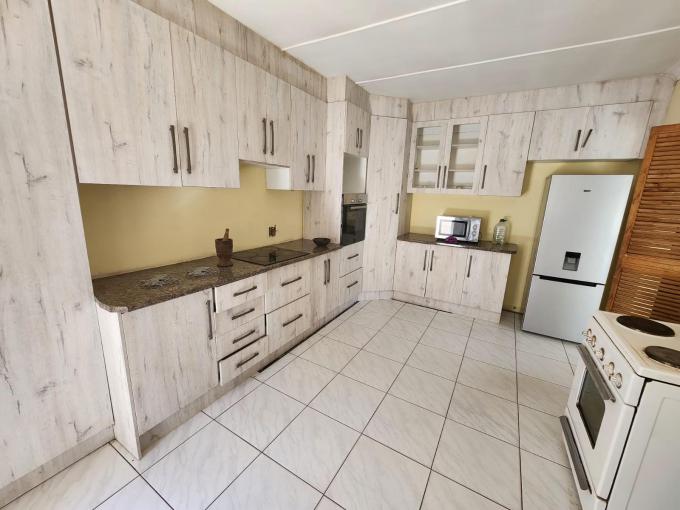 5 Bedroom House for Sale For Sale in Florida - MR672884