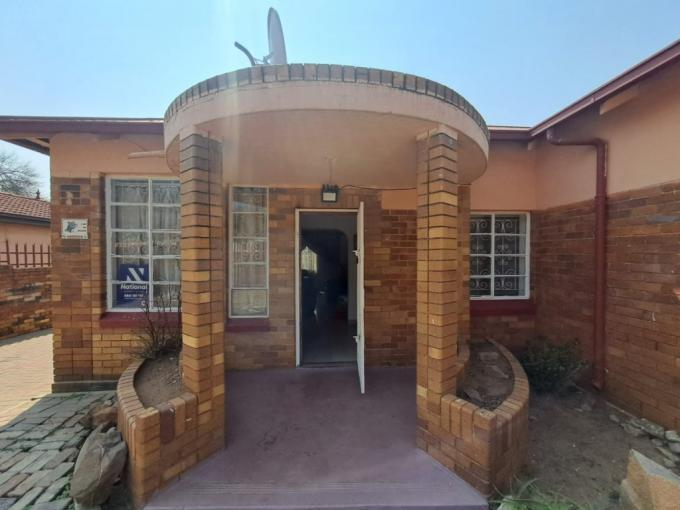 3 Bedroom House for Sale For Sale in Rewlatch - MR672888