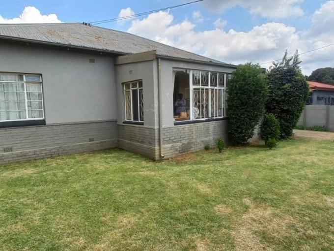 4 Bedroom House for Sale For Sale in Delville - MR672893