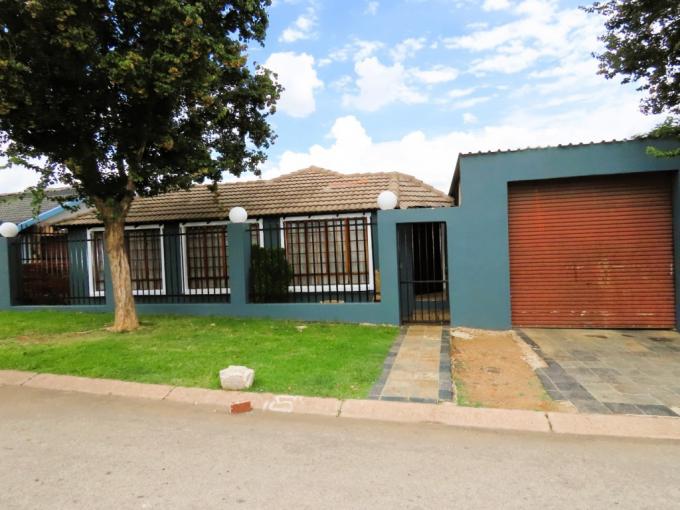 4 Bedroom House for Sale For Sale in Eersterust - MR672905