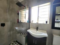  of property in Brackenhurst