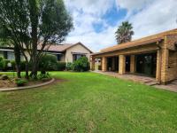 4 Bedroom 2 Bathroom House for Sale for sale in Brackendowns