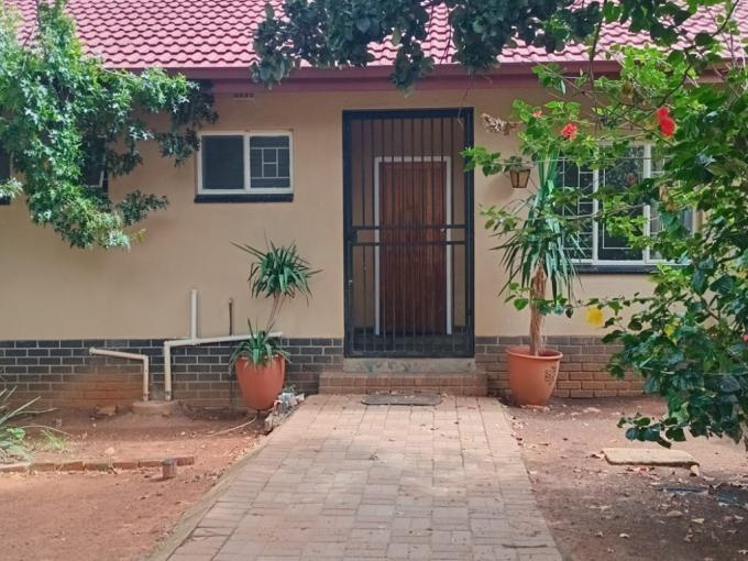 3 Bedroom House for Sale For Sale in Waterkloof Ridge - MR672960