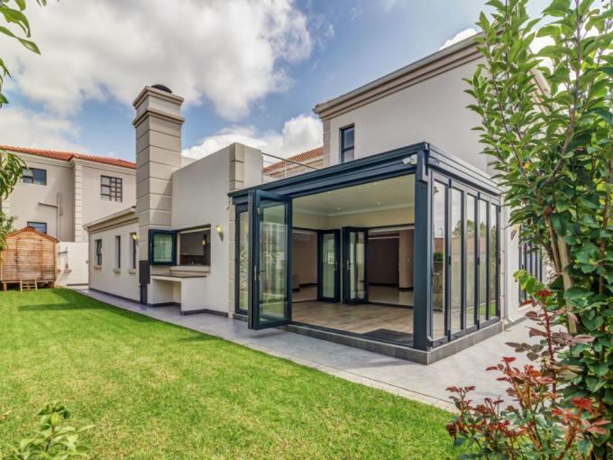4 Bedroom House for Sale For Sale in Broadacres - MR672963