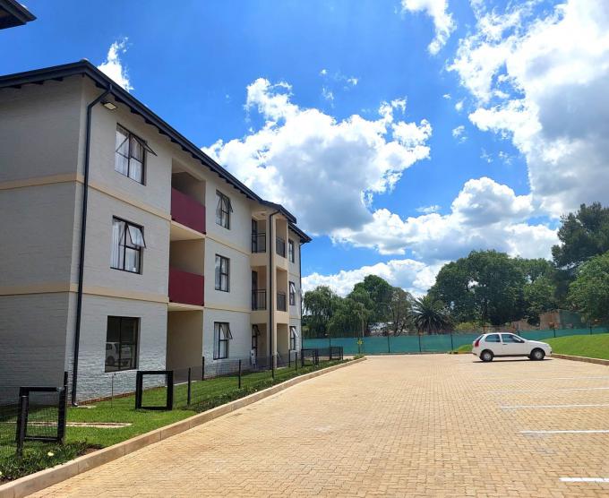 2 Bedroom Sectional Title for Sale For Sale in Brentwood Park - MR672989