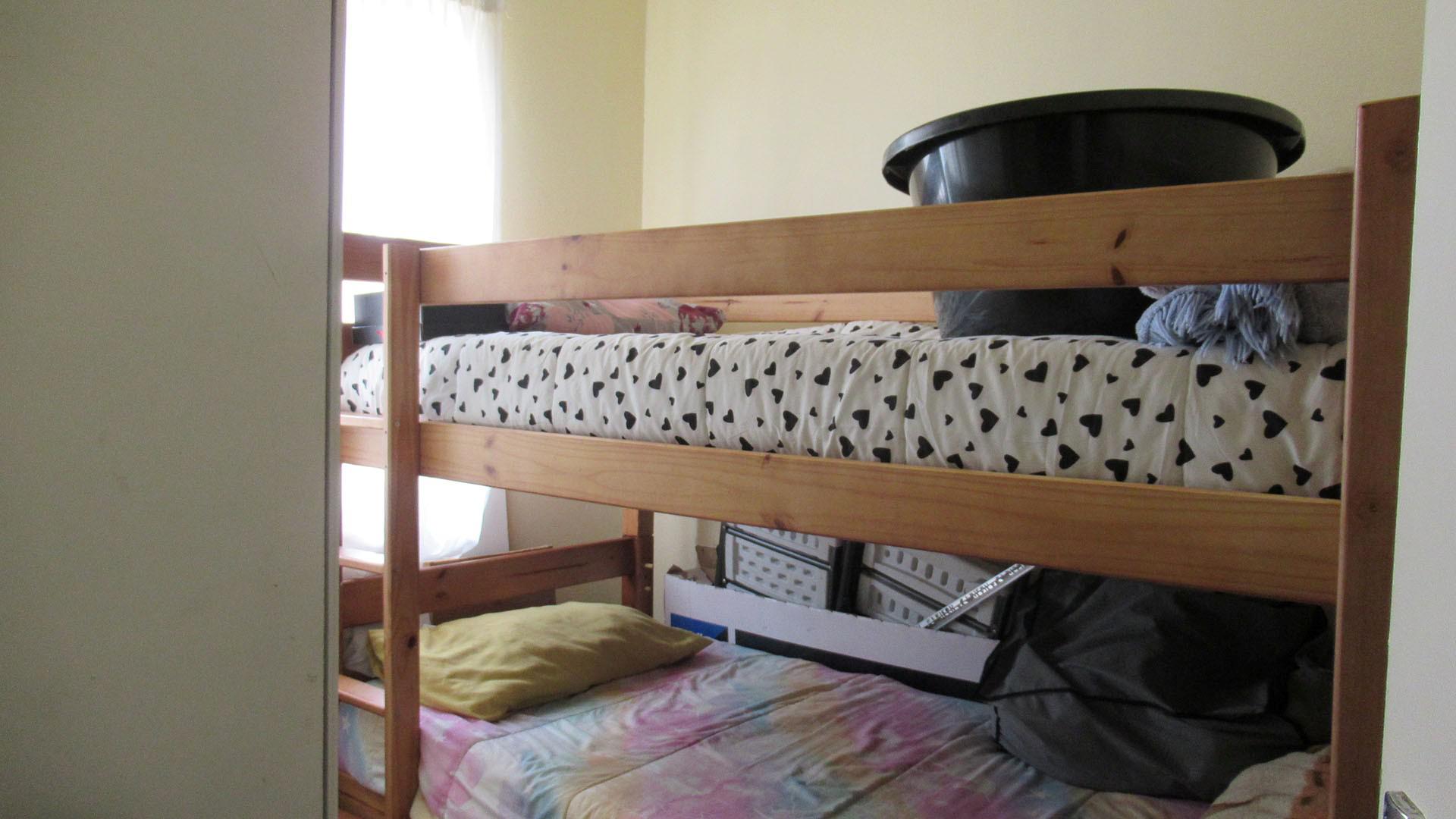 Bed Room 1 - 7 square meters of property in Fleurhof