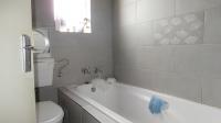 Bathroom 1 - 4 square meters of property in Fleurhof