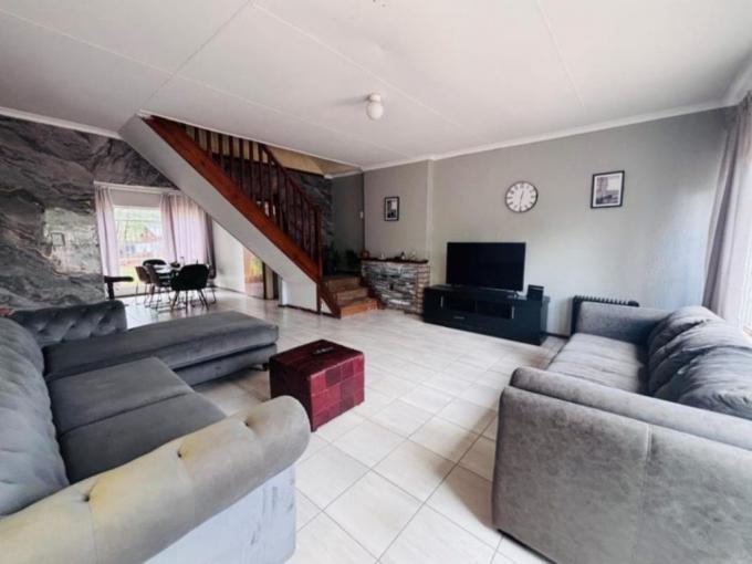 5 Bedroom House for Sale For Sale in Germiston - MR672999