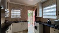Kitchen - 12 square meters of property in Crystal Park