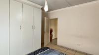 Bed Room 2 - 11 square meters of property in Crystal Park