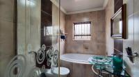 Main Bathroom - 6 square meters of property in Crystal Park