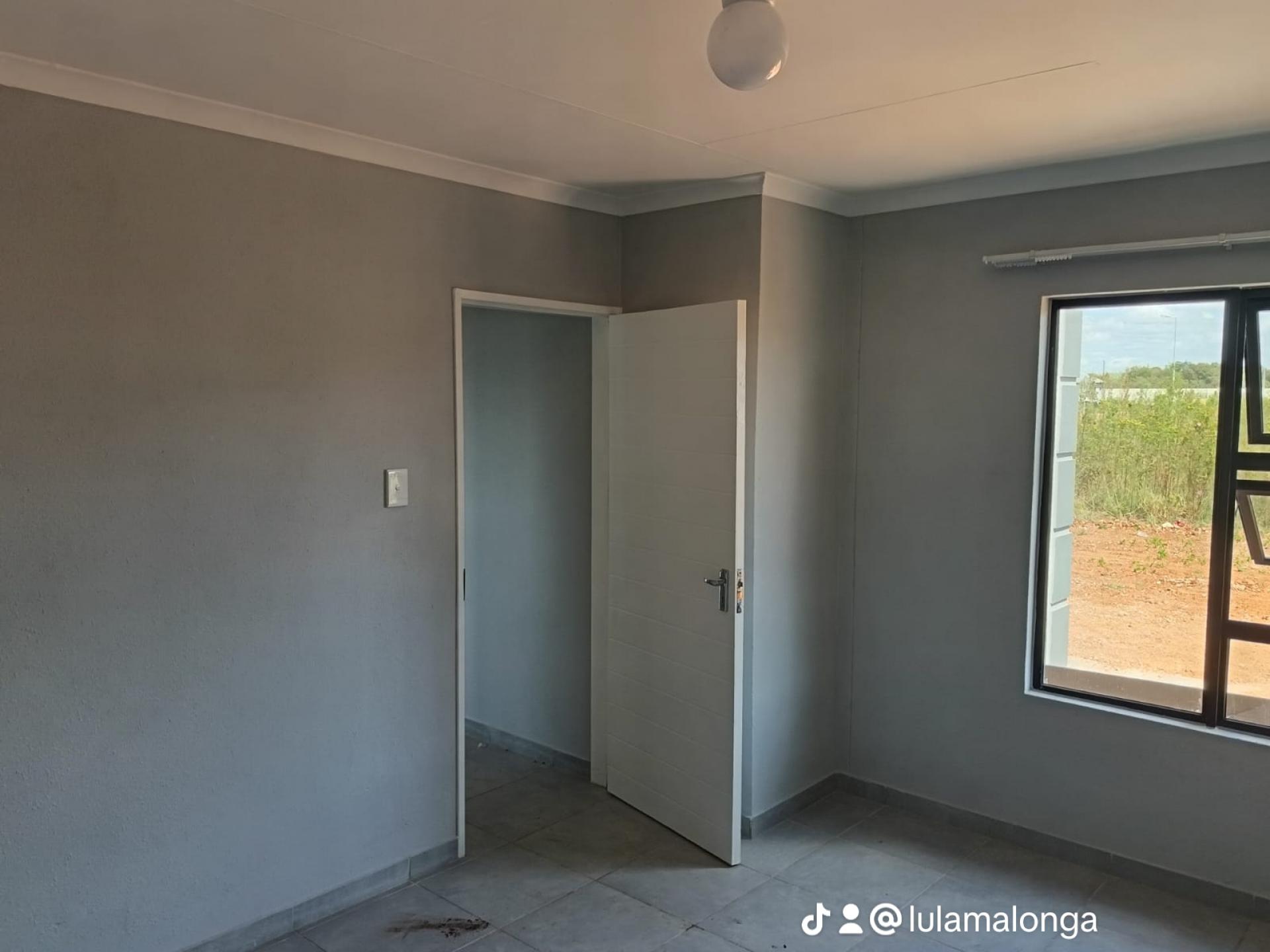  of property in Klerksoord