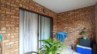 Balcony - 7 square meters of property in Honeydew