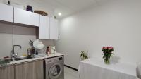 Kitchen - 6 square meters of property in Maroeladal