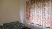 Bed Room 1 - 11 square meters of property in Meredale